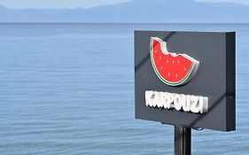Karpouzi Seaview Apartments